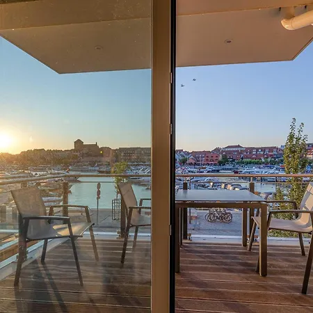 Hafenidylle - In Der Hafenresidenz Mit Balkon & Wellness *