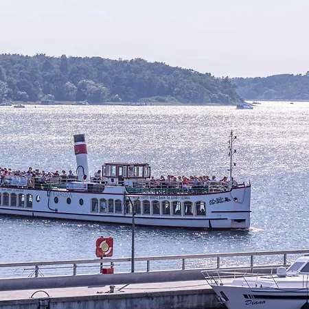 公寓 Hafenidylle - In Der Hafenresidenz Mit Balkon & Wellness 瓦伦