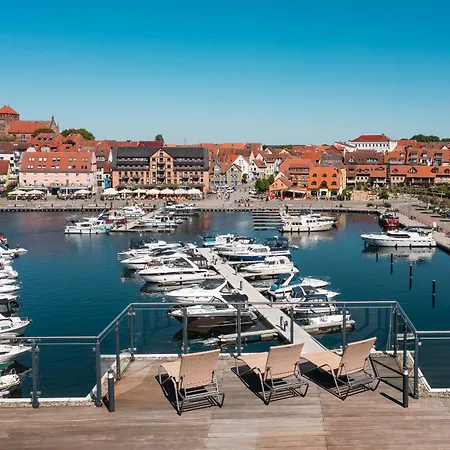 公寓 Hafenidylle - In Der Hafenresidenz Mit Balkon & Wellness 瓦伦