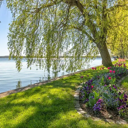 Hafenidylle - In Der Hafenresidenz Mit Balkon & Wellness *